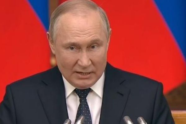 Putin diz que Ocidente não conseguirá isolar a Rússia - U...